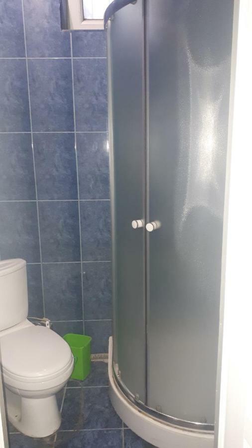 Enjoy The Hostel Батуми Экстерьер фото